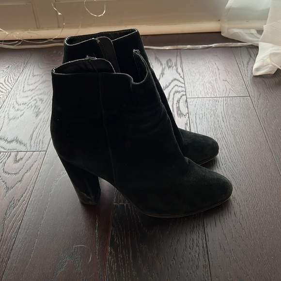Steve Madden Back Boot Heels - Picture 1 of 4